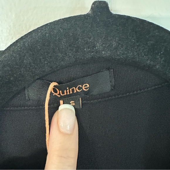 Quince Women’s 100% Silk V-Neck Jersey Midi Wrap Dress in Black Sz S NWT - Picture 4 of 10